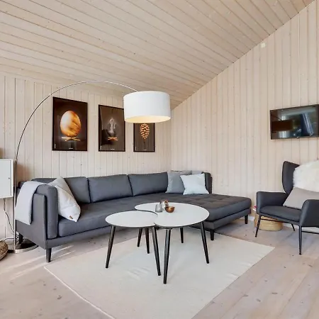 Holiday home Holiday Dorotej - 500m From The Sea In Djursland And Mols By Interhome Glesborg